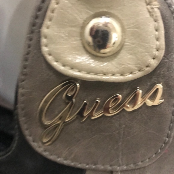 Guess Purse - Picture 4 of 5